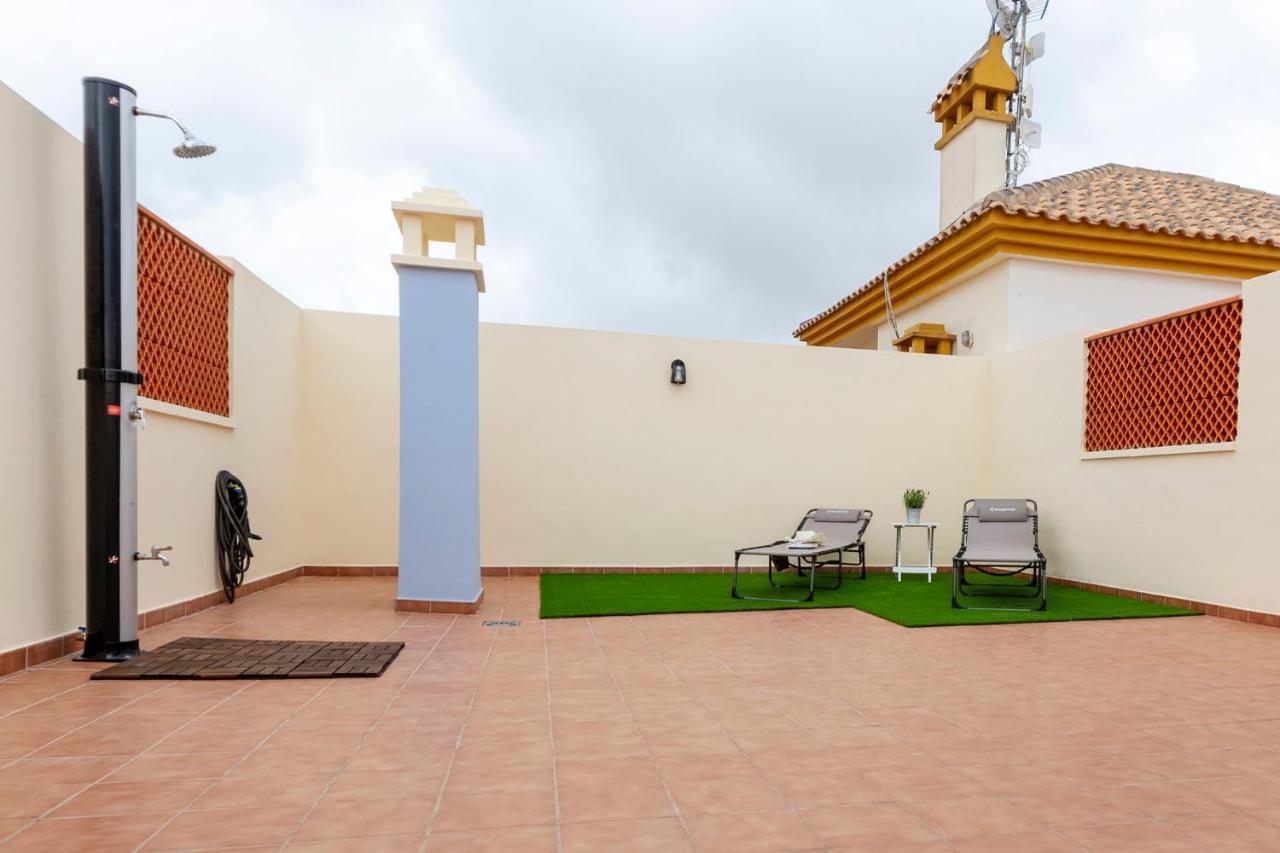 Atico Con Terraza-Solarium Y Piscina 4-6 Personas Wifi A/C Apartment Roda Екстериор снимка