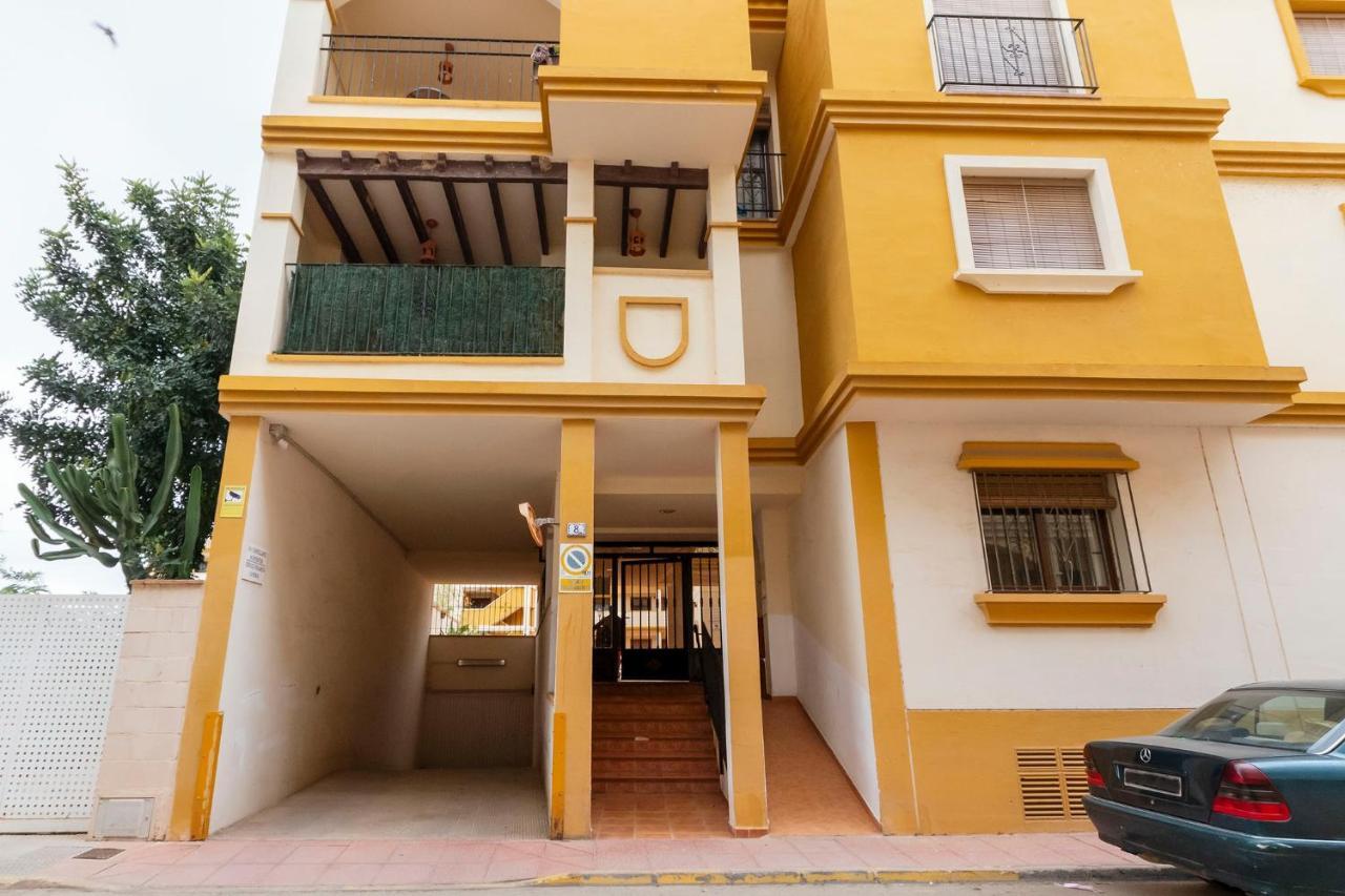 Atico Con Terraza-Solarium Y Piscina 4-6 Personas Wifi A/C Apartment Roda Екстериор снимка
